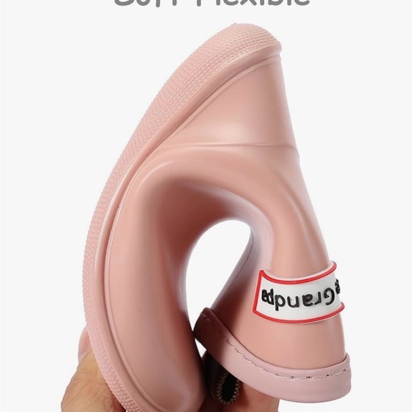 Tree Grandpa - Pink Rainboots - Picture 3 of 8